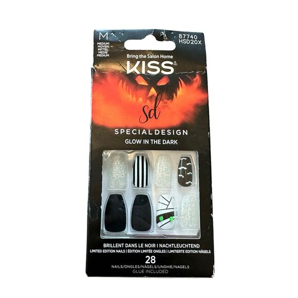 Kiss Special Design Howling For You Glow-In-The-Dark Halloween Fake Nails Glue - Picture 1 of 8